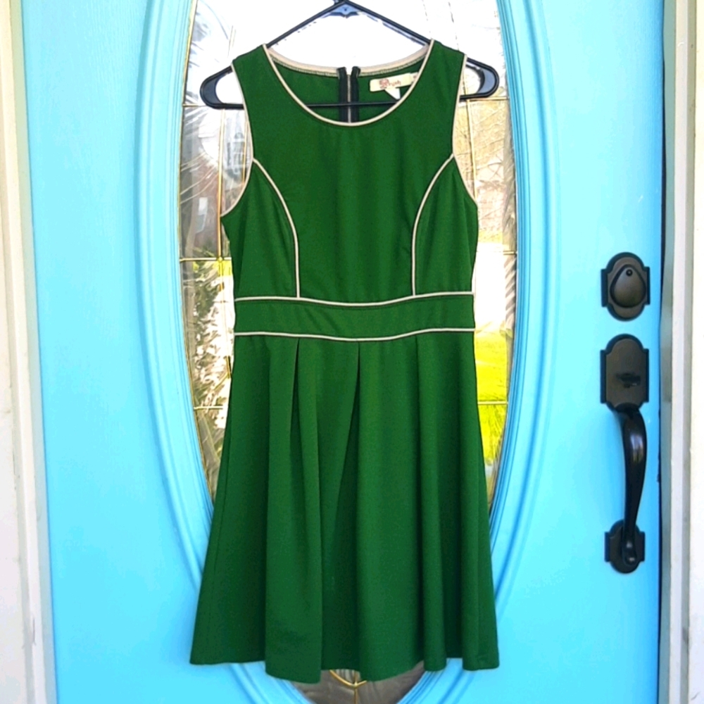Vintage Inspired Sleeveless Dress